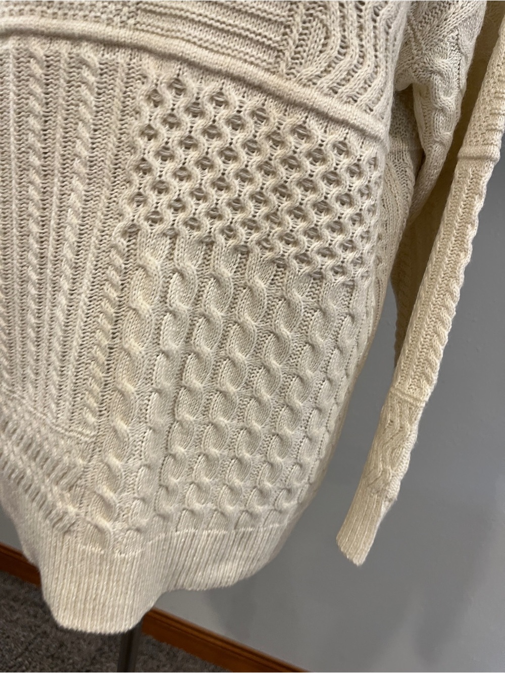 Cozy Co Classic Cream Cable Knit oversized Sweater size large - Picture 5 of 12